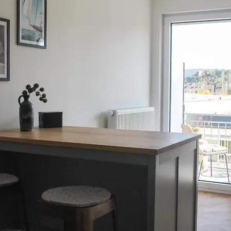 Wonderful World Apartment - Stadtnah, Balkon, Parkplatz, E-Ladestation, Fitnessstudio Koblenz  Exterior photo