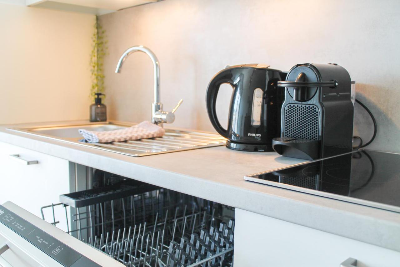 Wonderful World - Stadtnah, Balkon, Parkplatz, E-ladestation, Fitnessstudio Apartment
