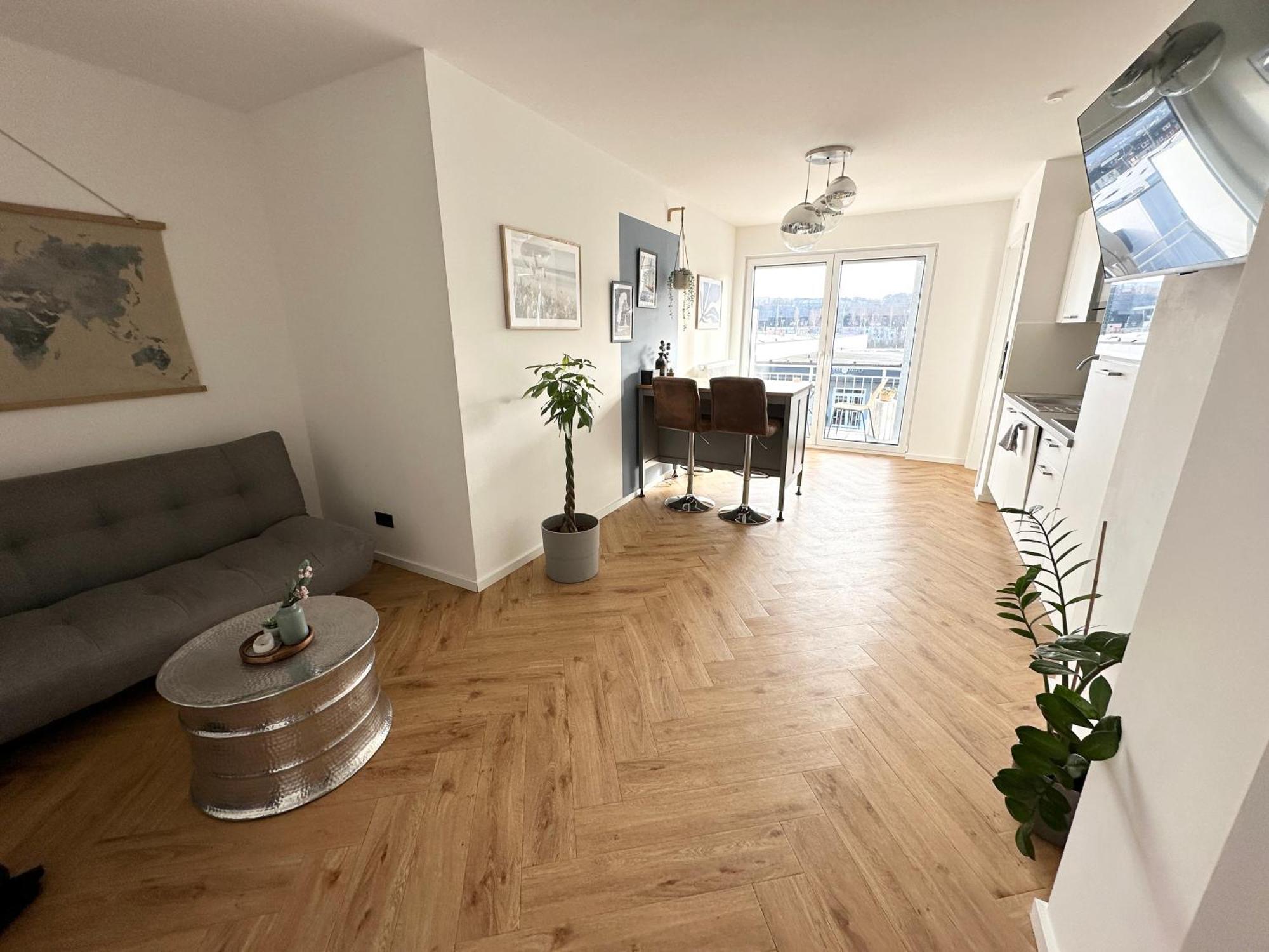 Apartment Wonderful World - Stadtnah, Balkon, Parkplatz, E-ladestation, Fitnessstudio Koblenz (Rhineland-Palatinate)